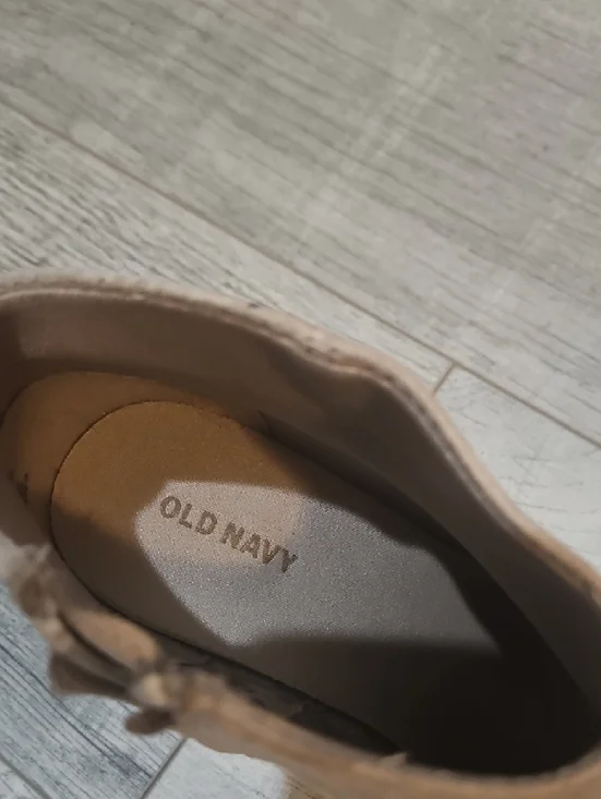 Old Navy Beige Suede Ankle Booties with Block Heel - Picture 2 of 4